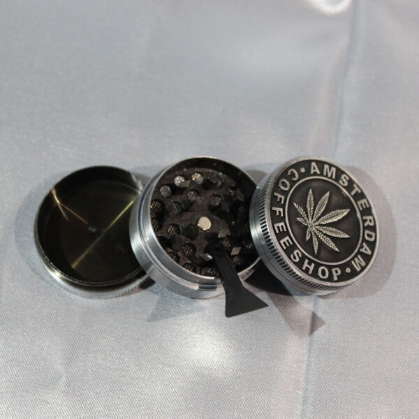 immagine di grinder Amsterdam nero metallo 3 parti